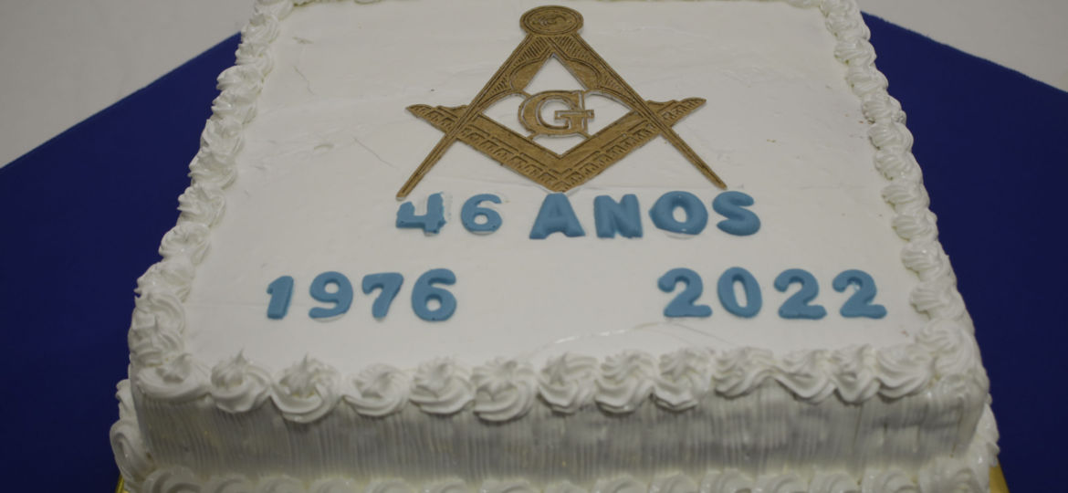 bolo acacia 46 anos